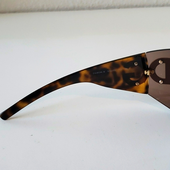 Sunglasses 🕶 by Dolce & Gabbana - Picture 6 of 8